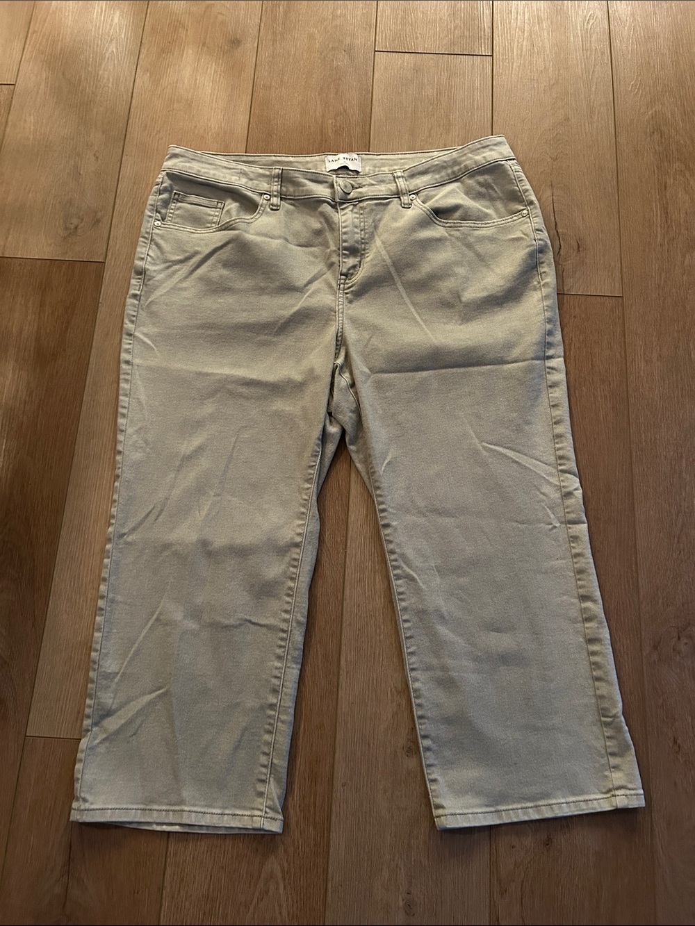 Lane Bryant Women’s Light Beige Cropped Jeans
